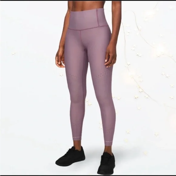 Lululemon In Focus Run Tight Leggings in Frosted Mulberry - Picture 12 of 12